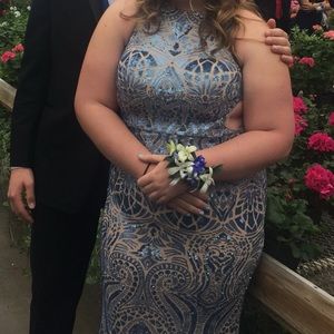 Beaded prom dress for my curvy girls out there!!!